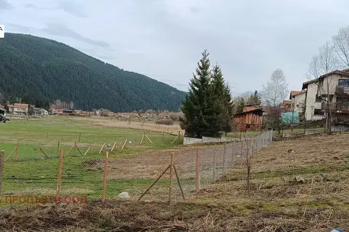 Plot in област София, Govedarci
