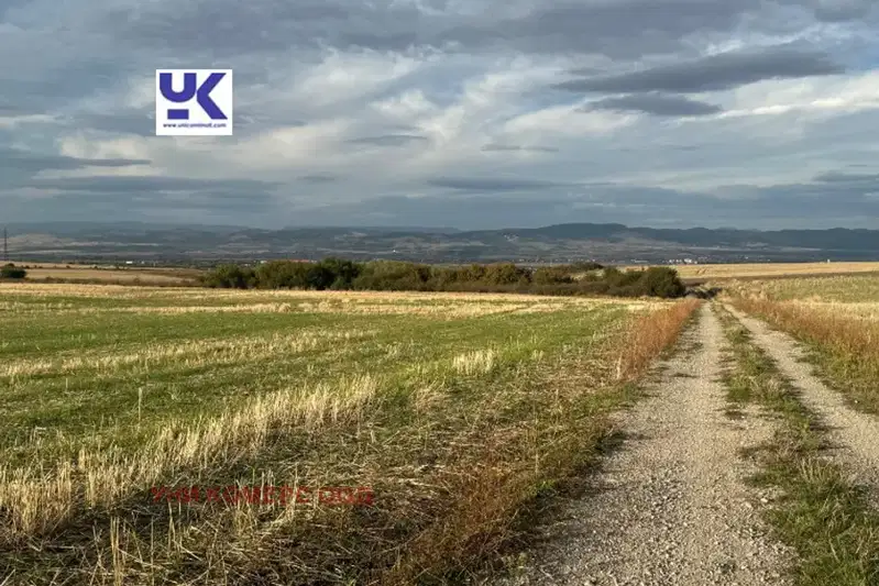 Plot in област София, Gurmazovo