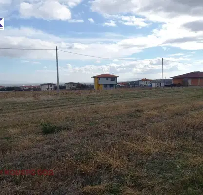 Photo 2 — Plot in област София, Herakovo