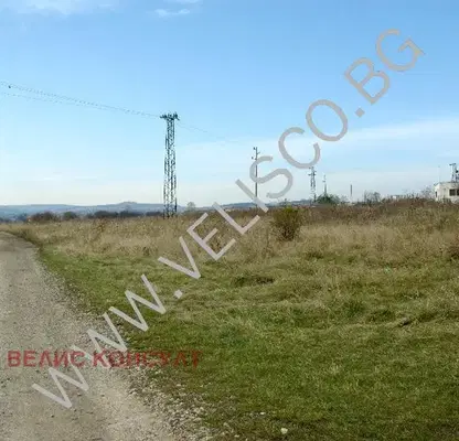 Photo 2 — Plot in област София, Herakovo