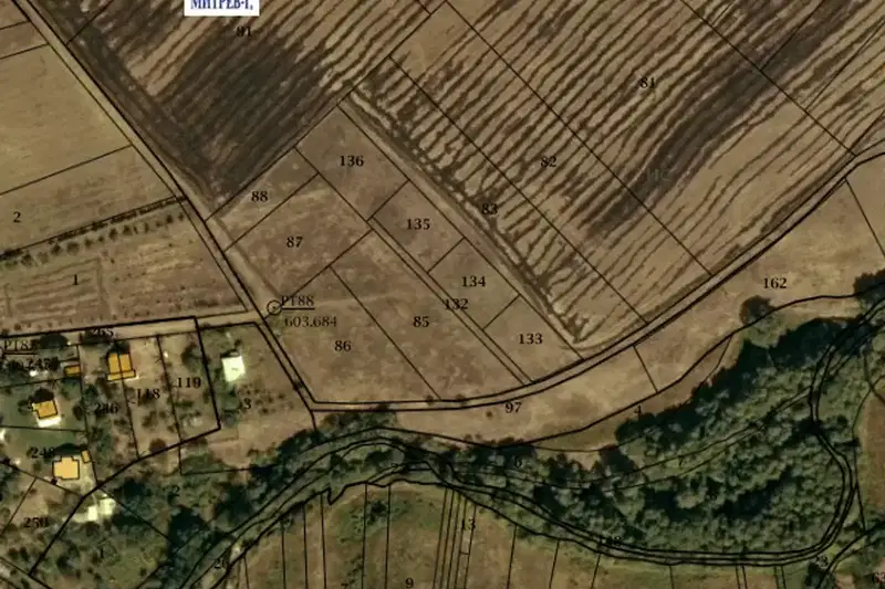Plot in област София, Herakovo