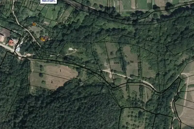 Plot in област София, Iskrec