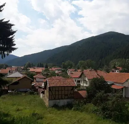 Photo 3 — Plot in област София, Madjare
