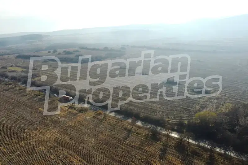 Plot in област София, Novi Han