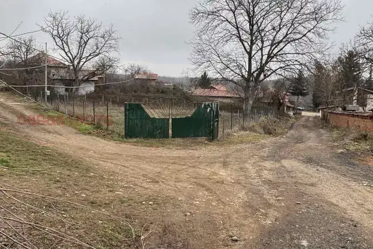 Парцел в София, с. Пчелин