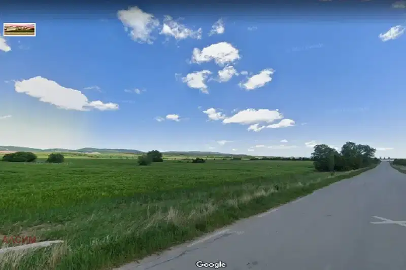 Plot in област София, Petyrch