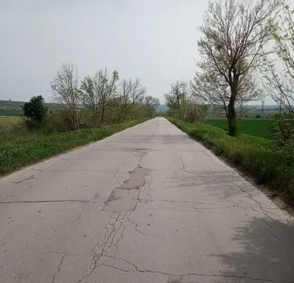 Photo 4 — Plot in Oblast Varna, Aksakovo