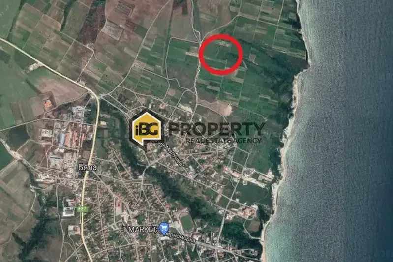 Парцел във Варна, Бяла