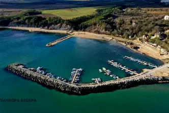 Парцел във Варна, Бяла