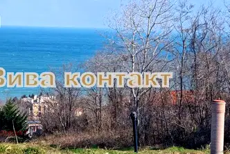 Парцел във Варна, Бяла