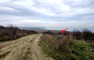 Парцел във Варна, Бяла