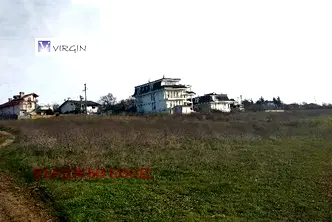 Парцел във Варна, Бяла