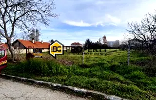 Парцел във Варна, Бяла