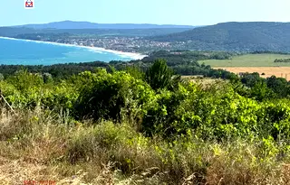 Парцел във Варна, Бяла