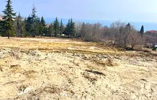 Парцел във Варна, Бяла