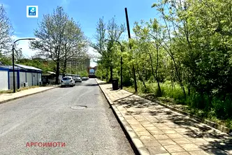 Парцел във Варна, Бяла
