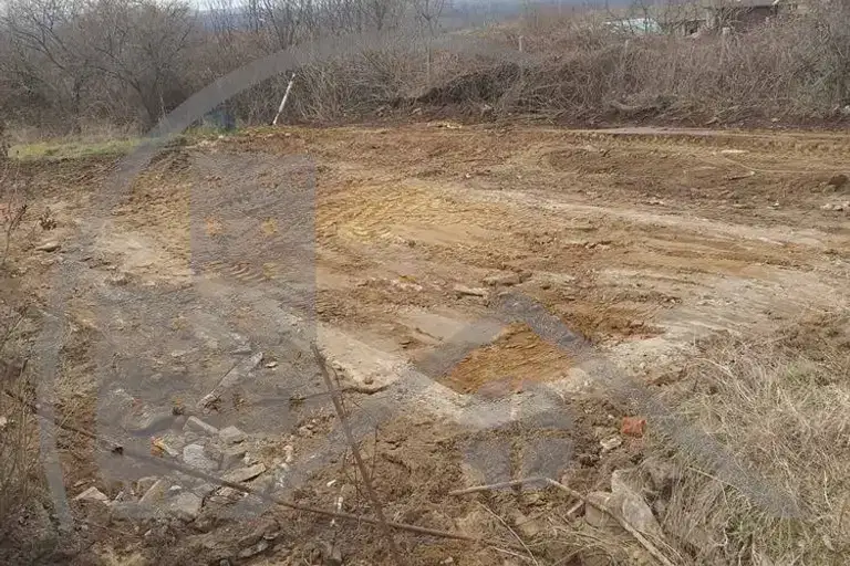Парцел във Варна, Бяла