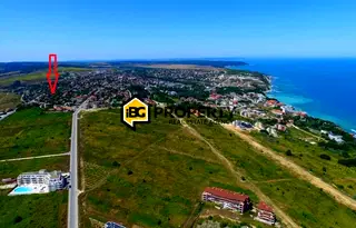 Парцел във Варна, Бяла