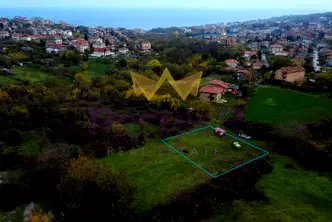 Парцел във Варна, Бяла