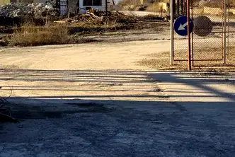 Парцел във Варна, Девня