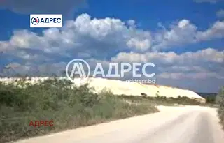 Парцел във Варна, Девня