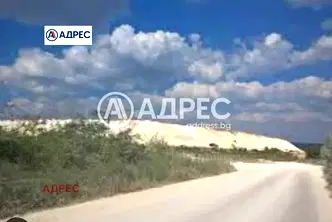 Парцел във Варна, Девня
