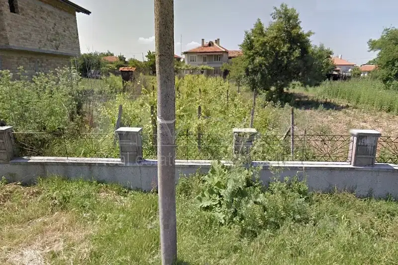 Парцел във Варна, Долни чифлик