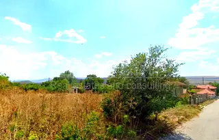 Парцел във Варна, с. Чернево