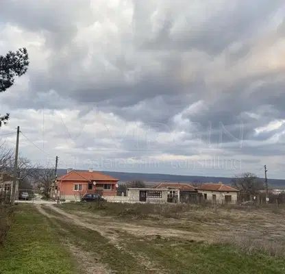 Снимка 2 — Парцел във Варна, с. Цонево