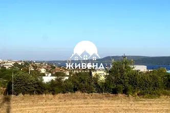 Парцел във Варна, с. Езерово