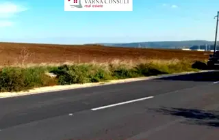 Парцел във Варна, с. Езерово