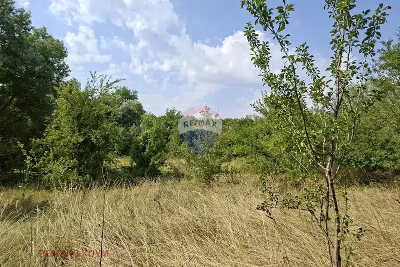 Парцел във Варна, с. Изгрев