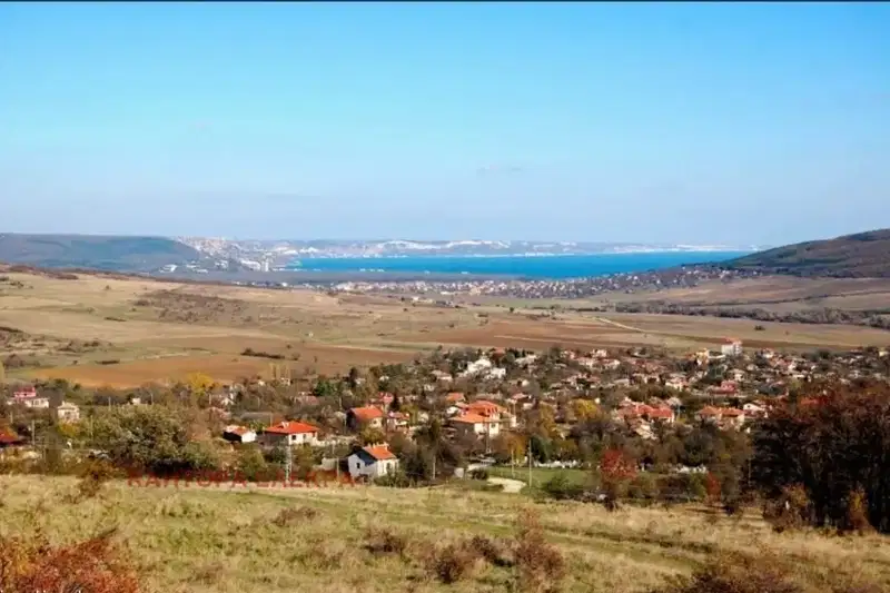 Парцел във Варна, с. Осеново