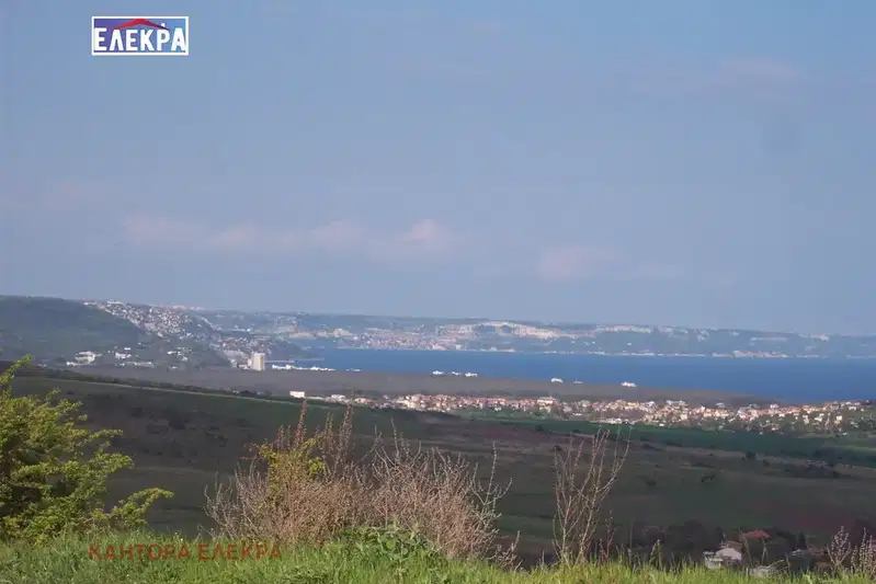 Парцел във Варна, с. Осеново