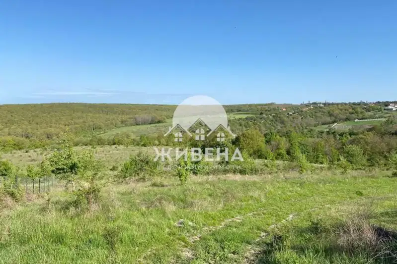 Парцел във Варна, с. Приселци