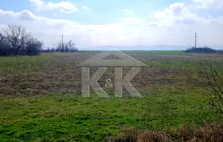 Парцел във Варна, с. Равна