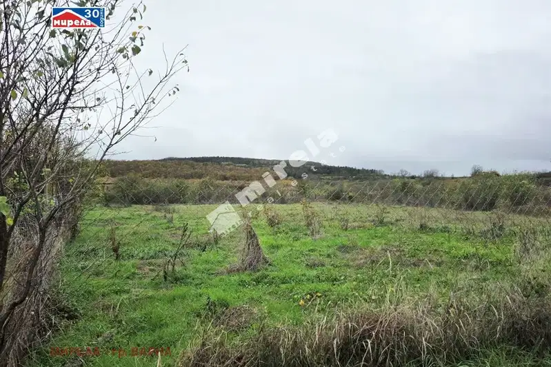 Парцел във Варна, с. Ягнило