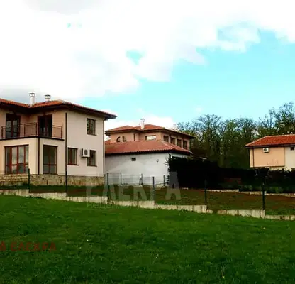 Photo 2 — Plot in Oblast Varna, Yunec