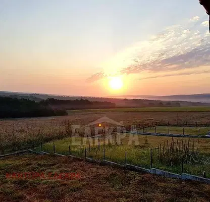 Photo 4 — Plot in Oblast Varna, Yunec