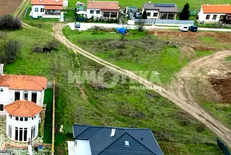 Парцел във Варна, с. Здравец