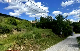 Парцел във Велико Търново, Дебелец
