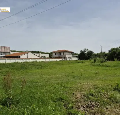 Снимка 2 — Парцел във Велико Търново, Дебелец