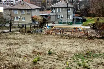 Парцел във Велико Търново, Елена