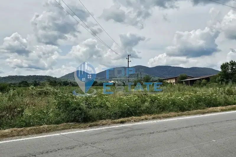 Plot in Oblast Veliko Tyrnovo, Elena
