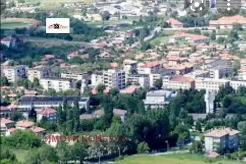 Парцел във Велико Търново, Лясковец