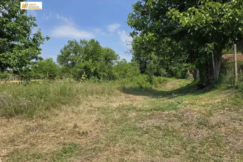 Plot in Oblast Veliko Tyrnovo, Strajica