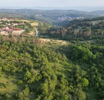 Photo 5 — Plot in Oblast Veliko Tyrnovo, Arbanasi