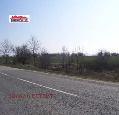 Снимка 4 — Парцел във Велико Търново, с. Балван