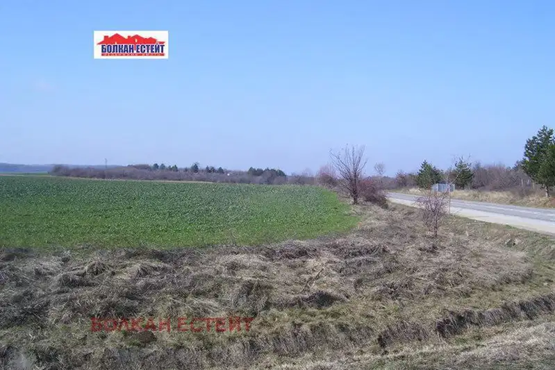 Парцел във Велико Търново, с. Балван