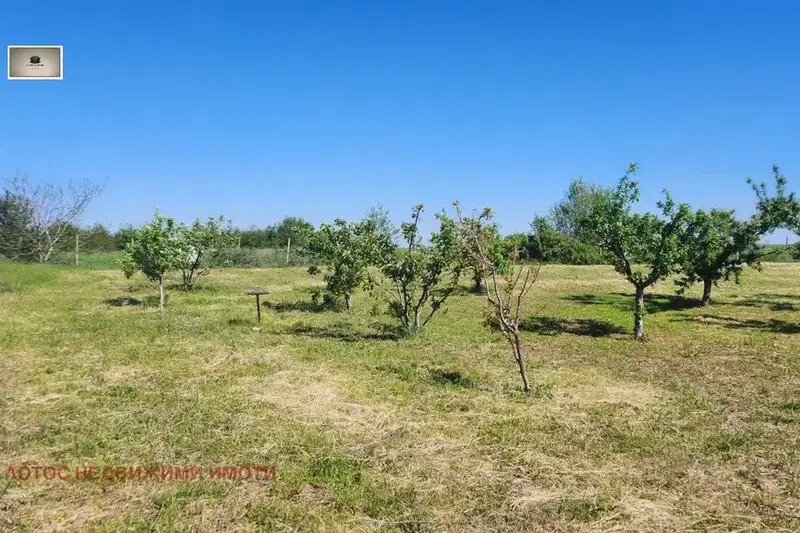 Парцел във Велико Търново, с. Беляковец